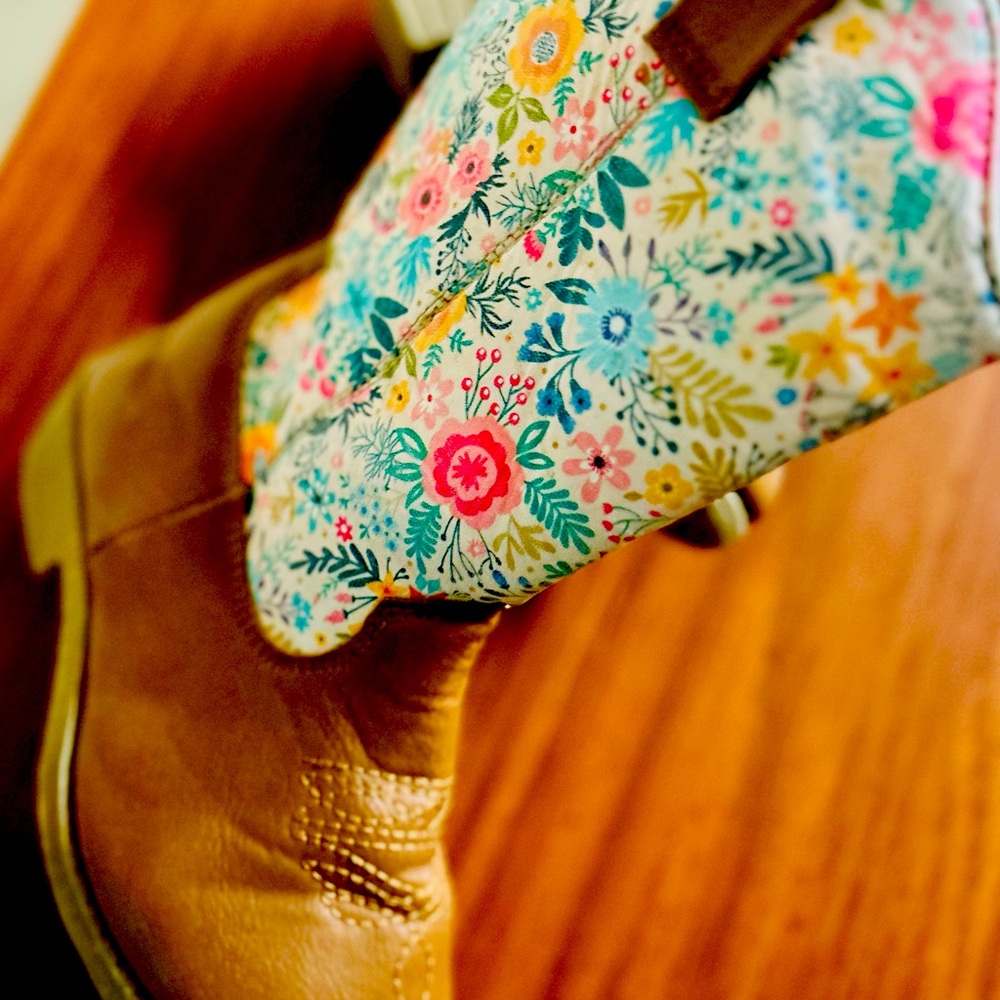 Kensie Girl Boots